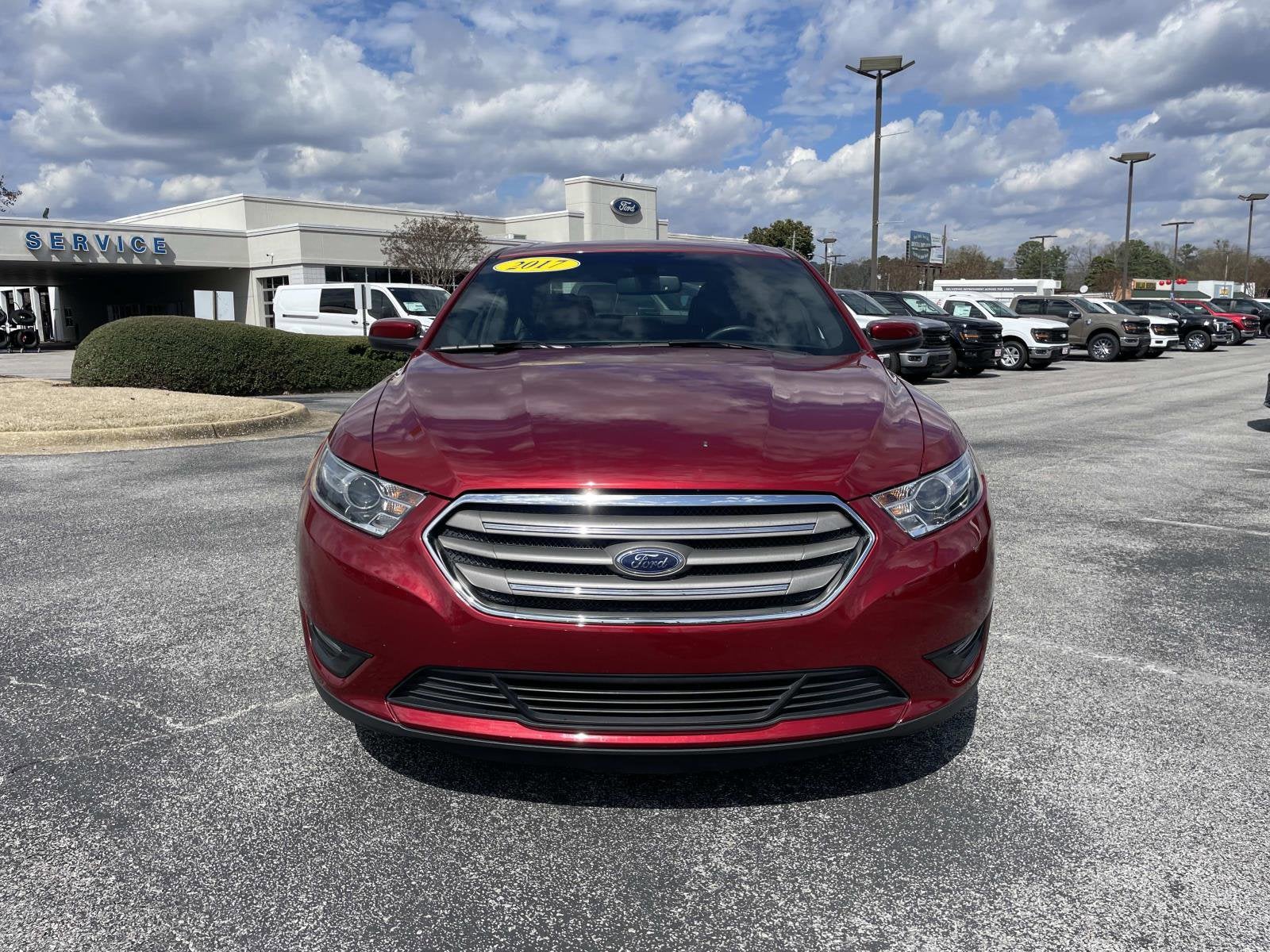 2017 Ford Taurus SEL