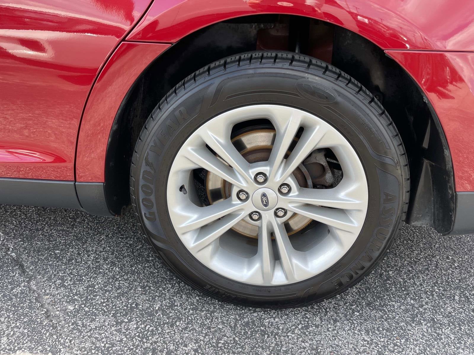 2017 Ford Taurus SEL