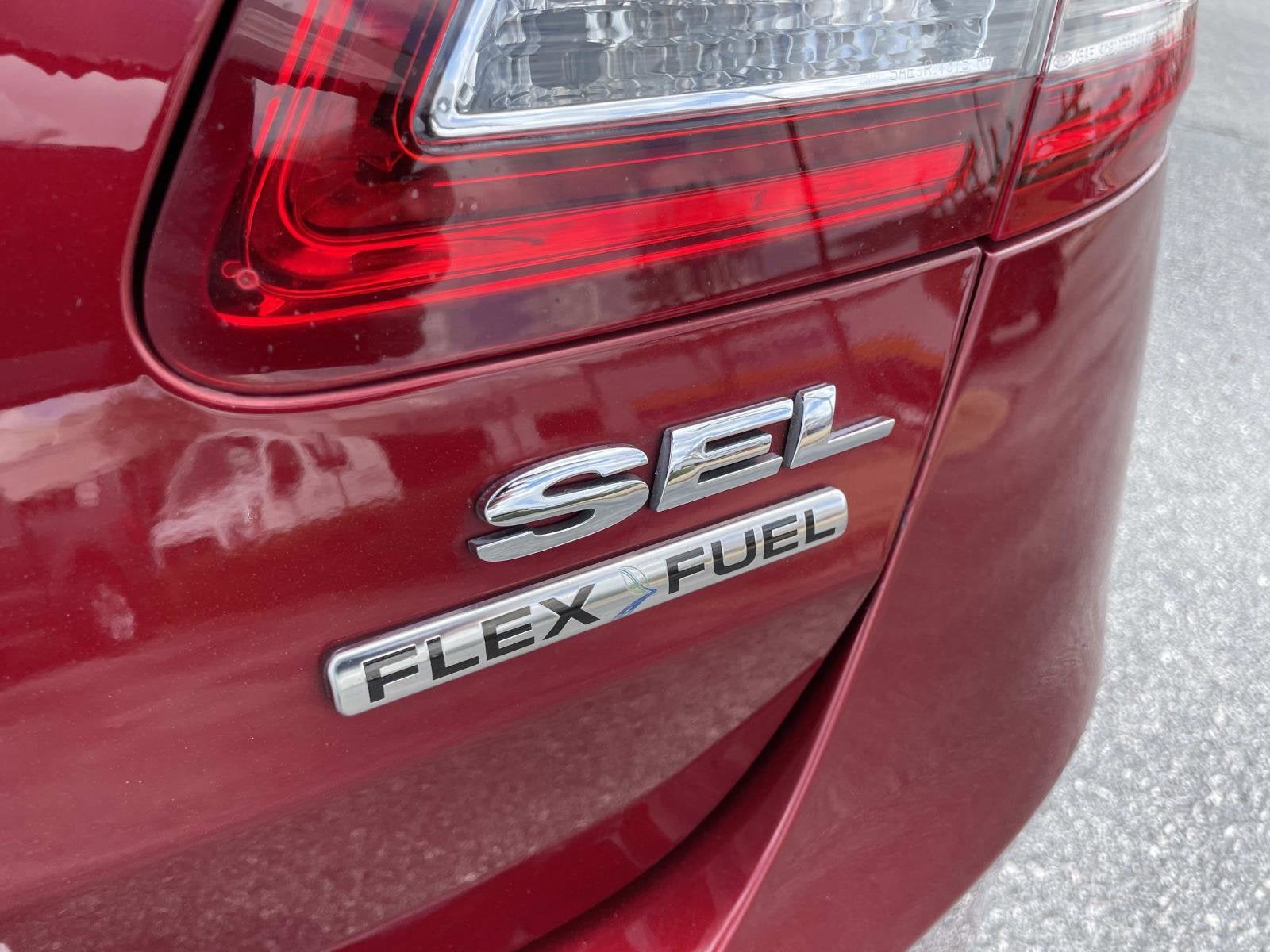 2017 Ford Taurus SEL