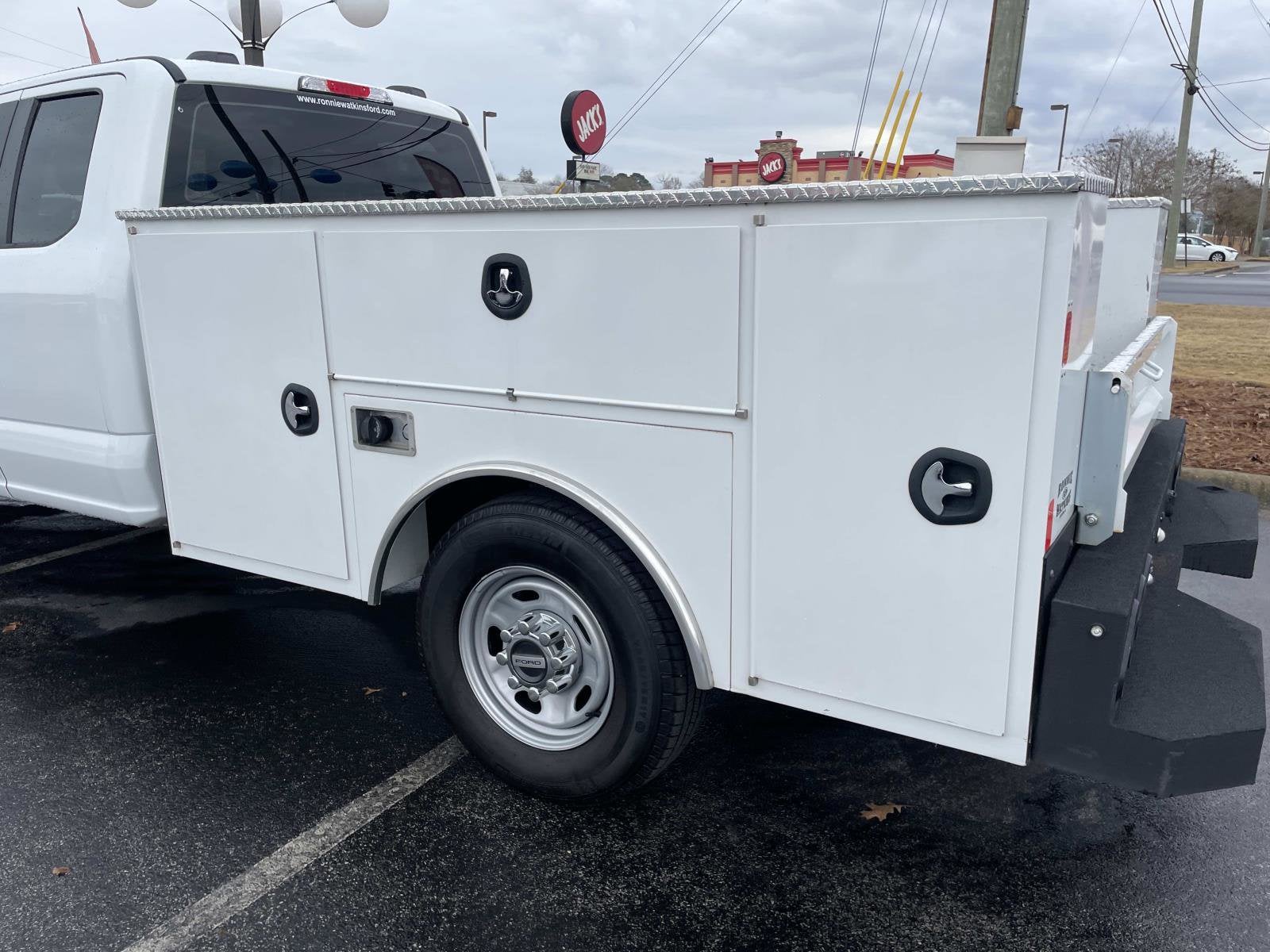 2024 Ford Super Duty F-250 SRW XL