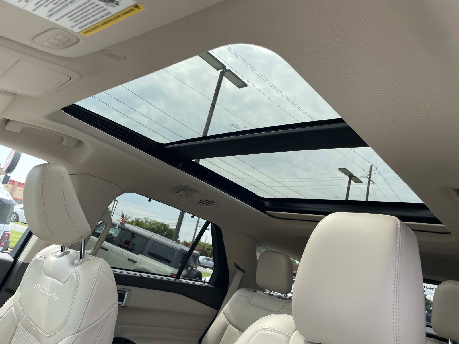 2023 Ford Explorer Platinum