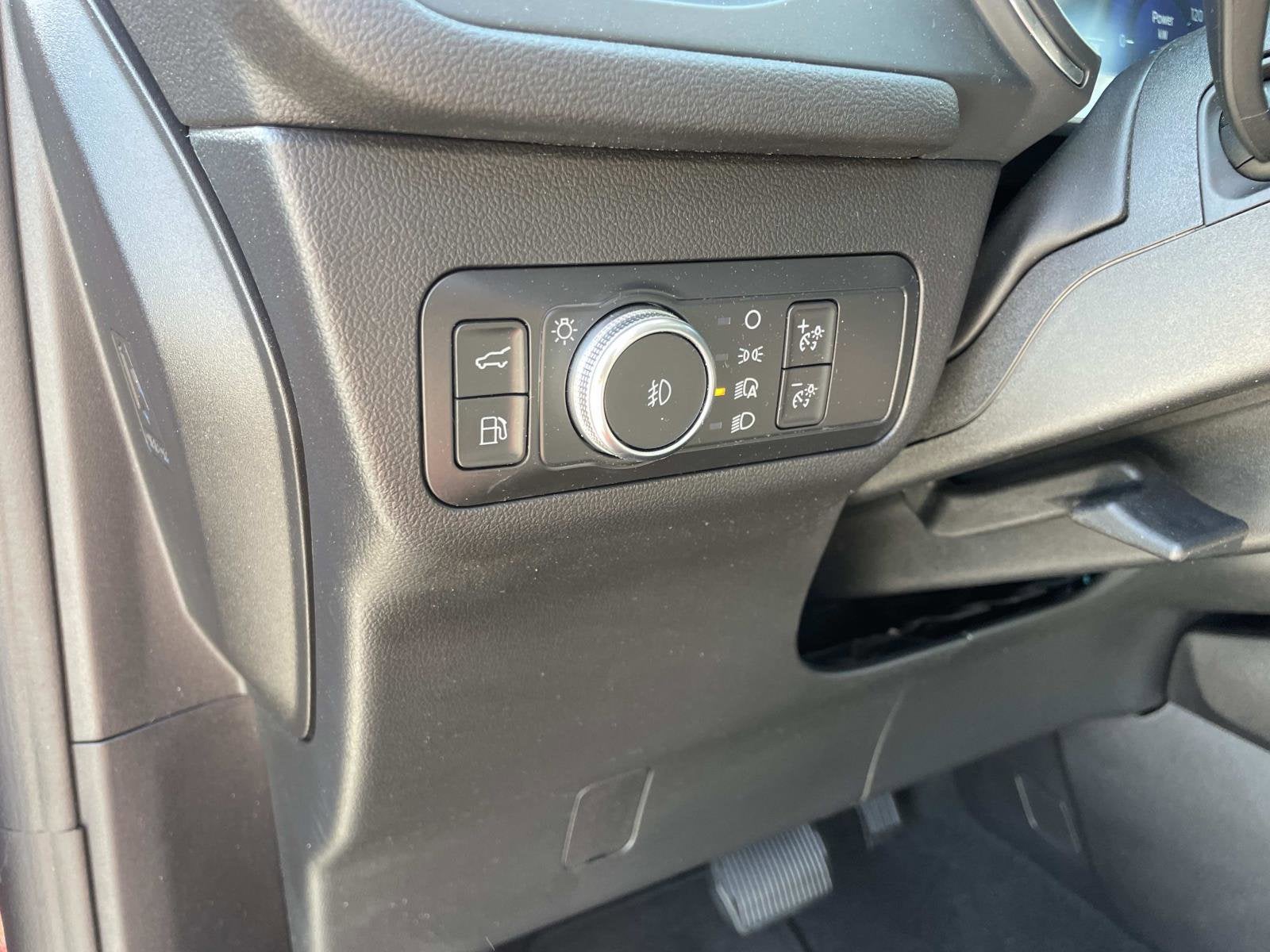 2022 Ford Escape Titanium Hybrid