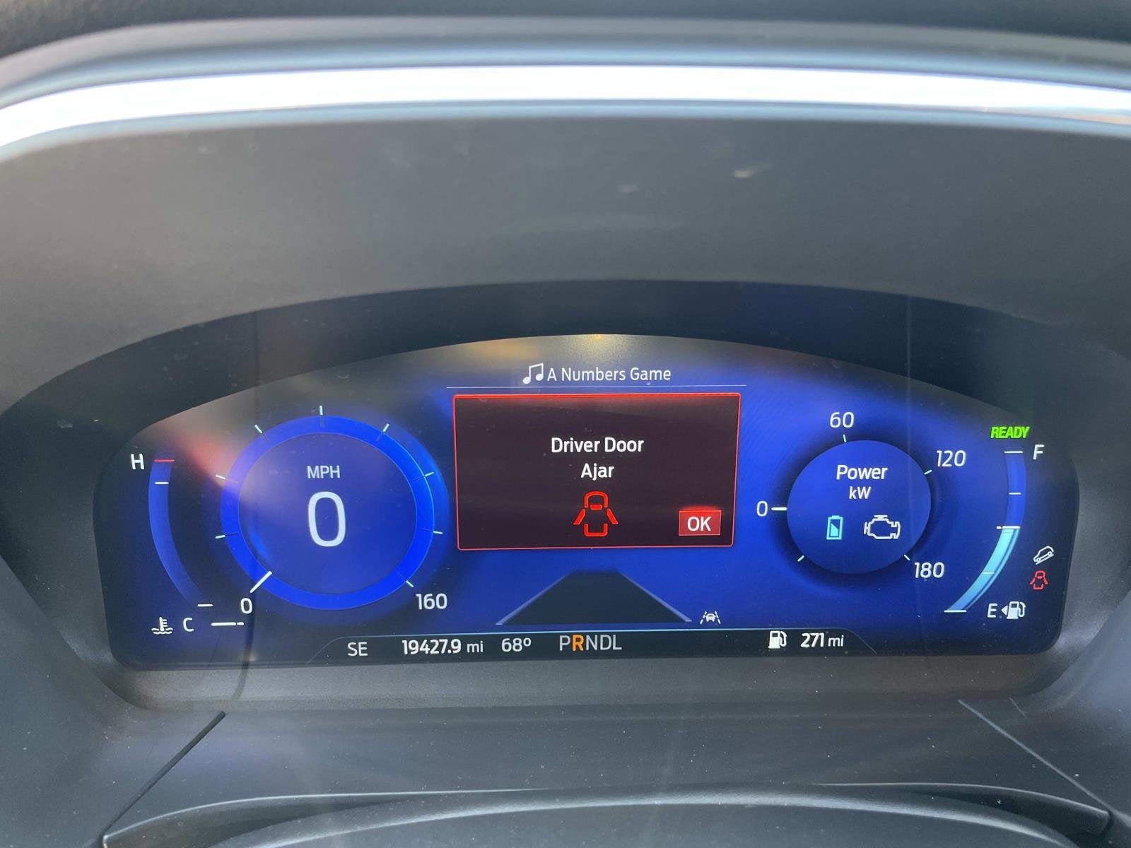 2022 Ford Escape Titanium Hybrid