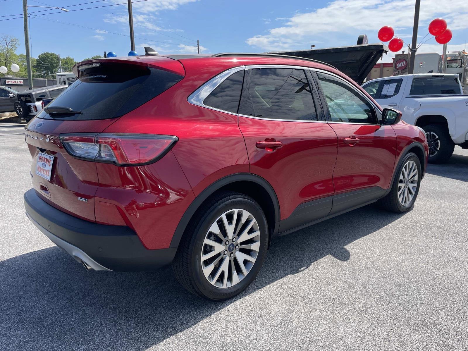 2022 Ford Escape Titanium Hybrid