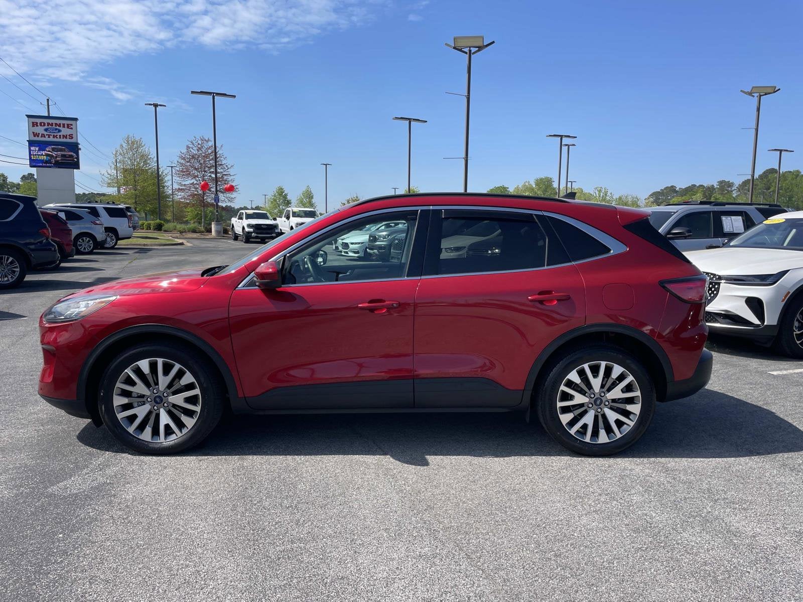 2022 Ford Escape Titanium Hybrid