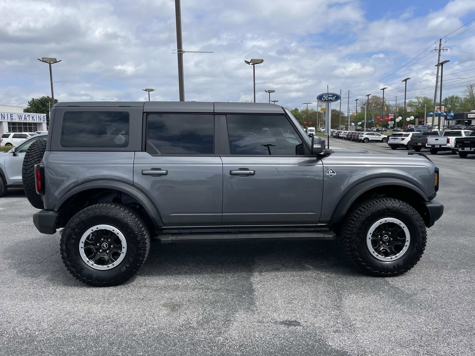 2024 Ford Bronco Outer Banks