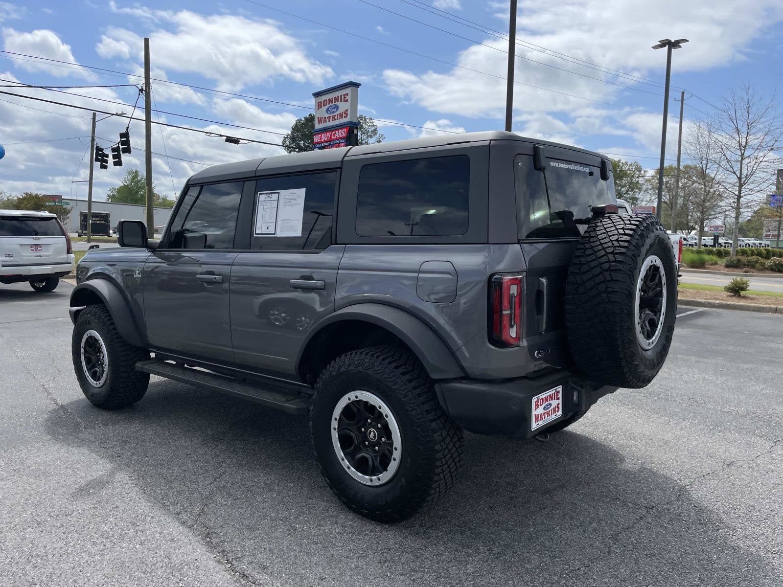2024 Ford Bronco Outer Banks