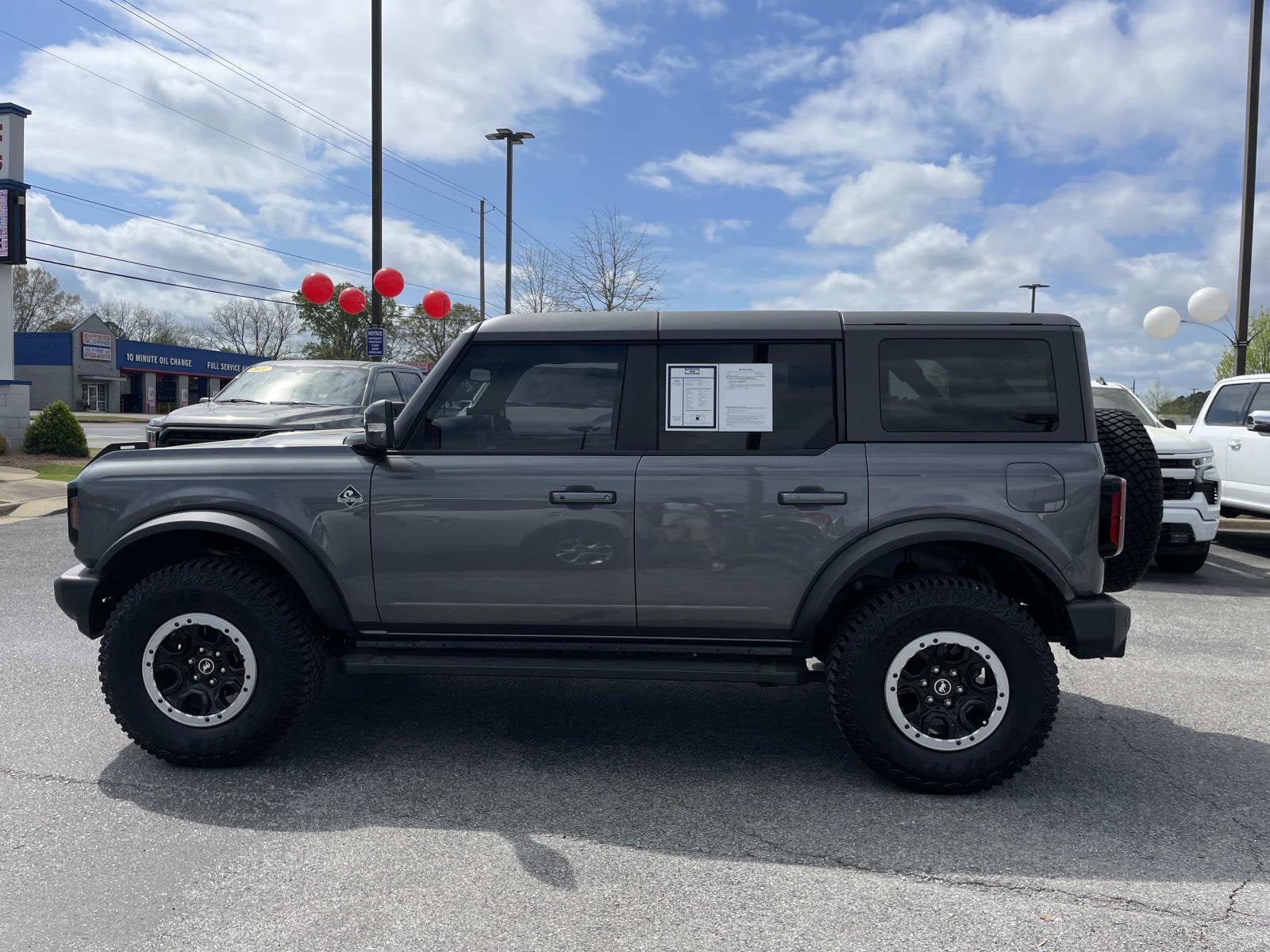 2024 Ford Bronco Outer Banks