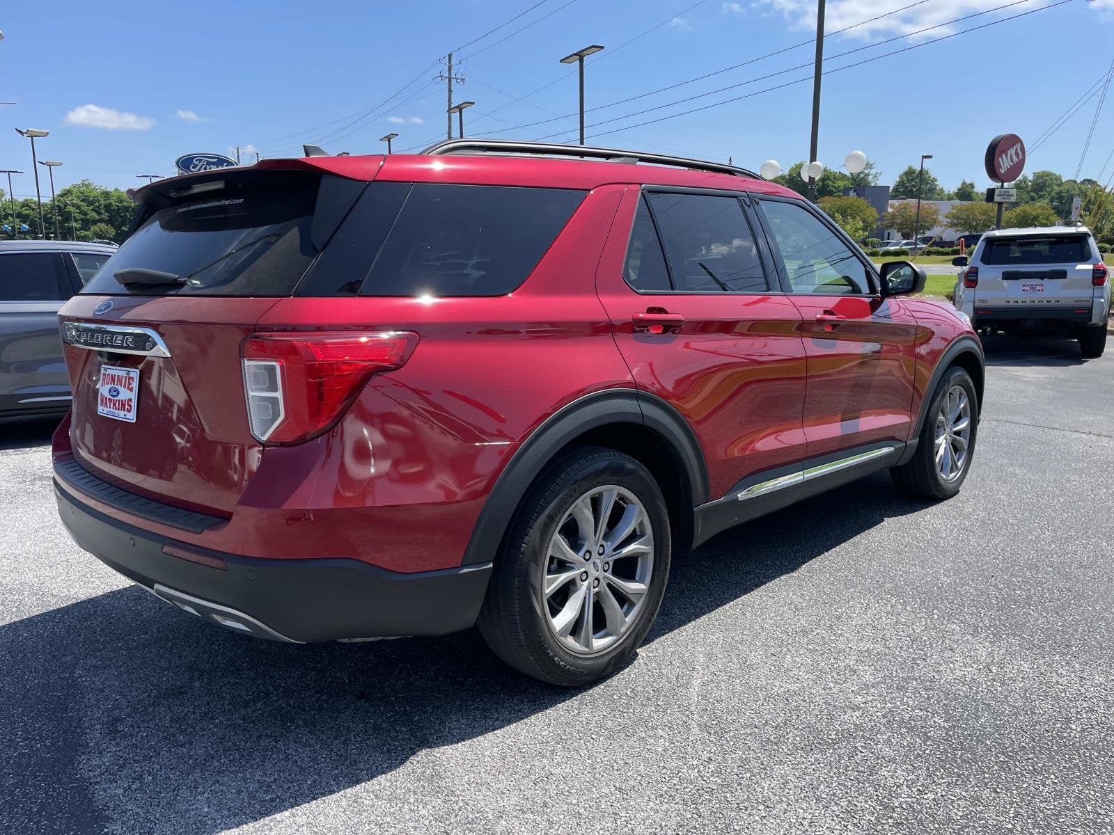 2023 Ford Explorer XLT