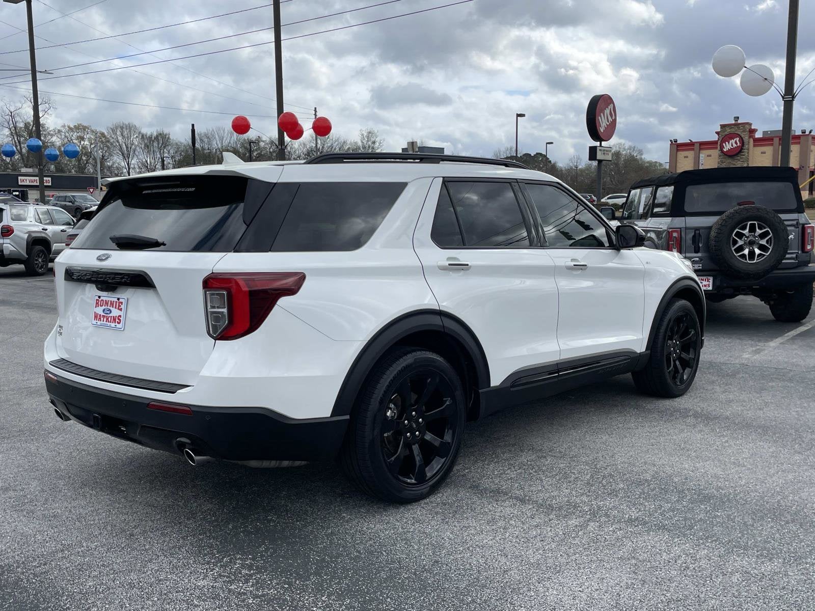 2023 Ford Explorer ST-Line