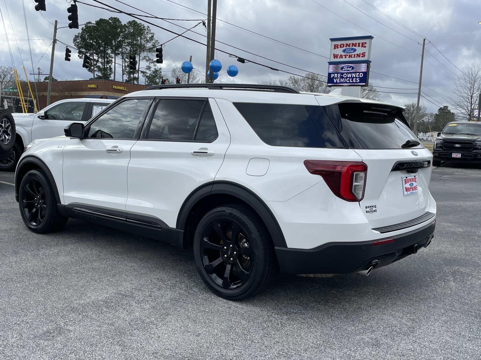 2023 Ford Explorer ST-Line