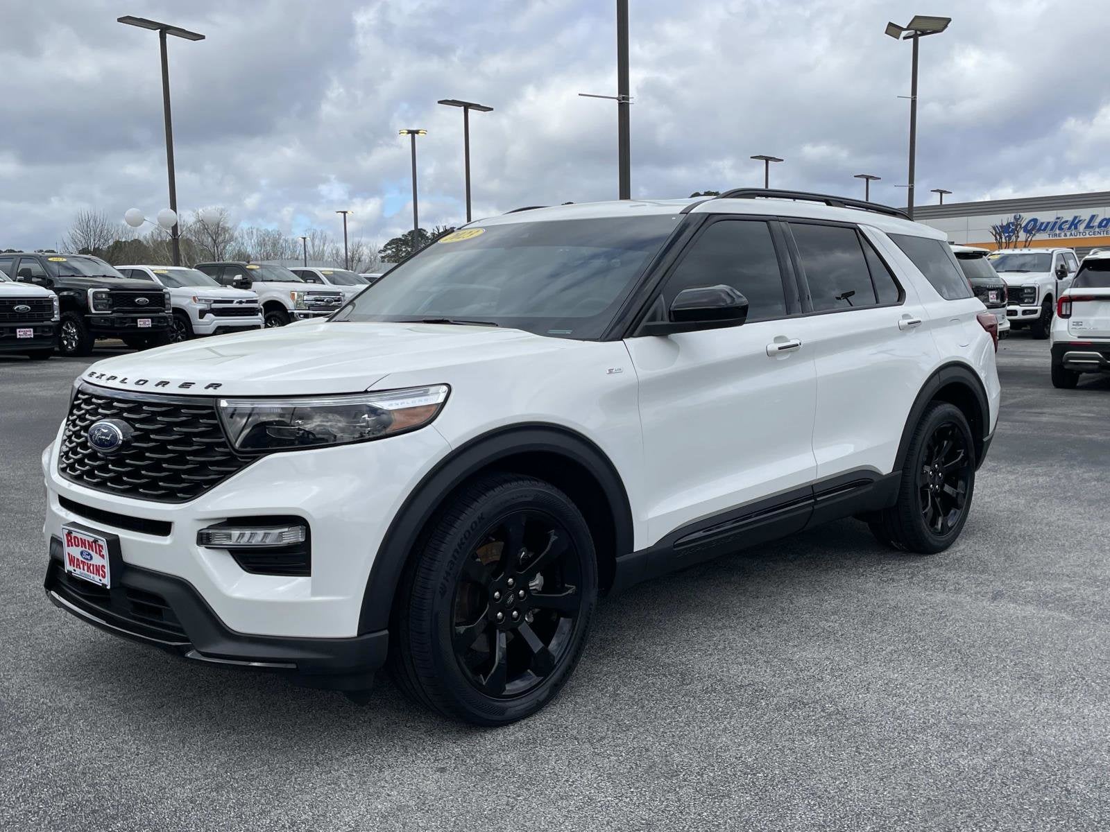 2023 Ford Explorer ST-Line