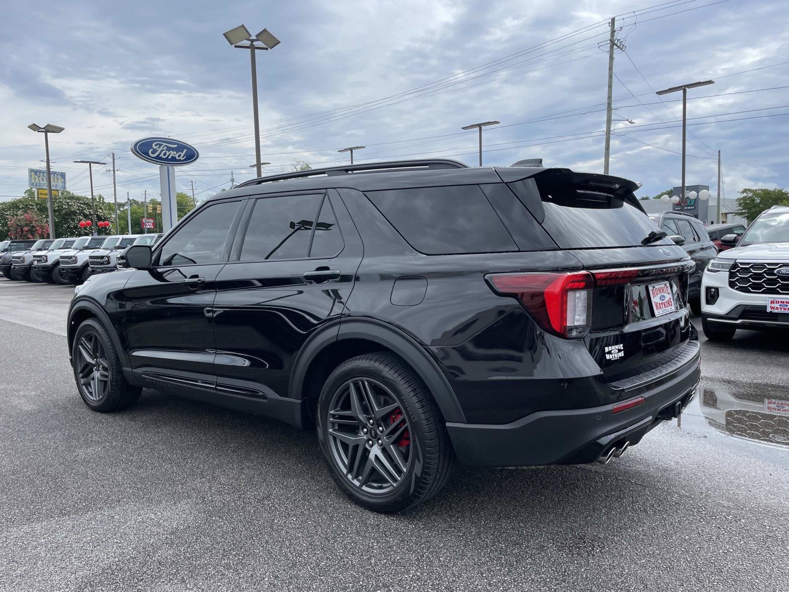 2025 Ford Explorer ST