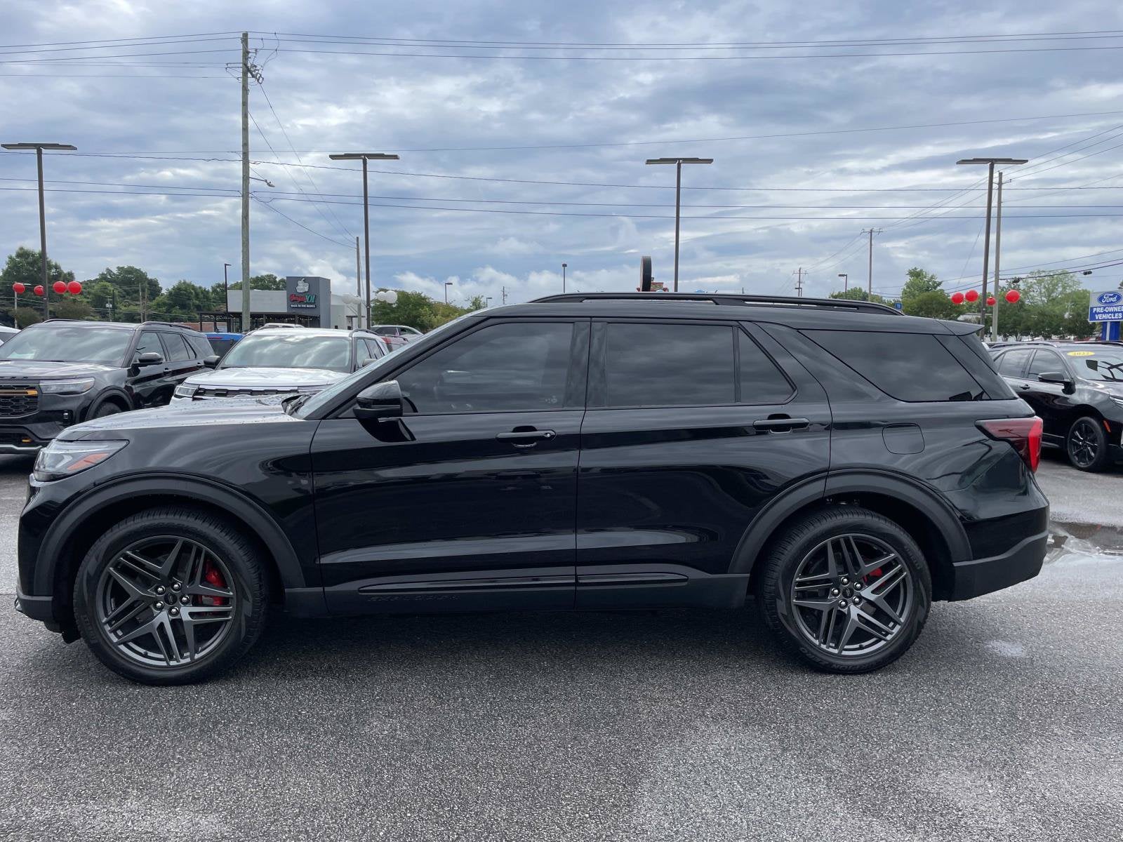 2025 Ford Explorer ST
