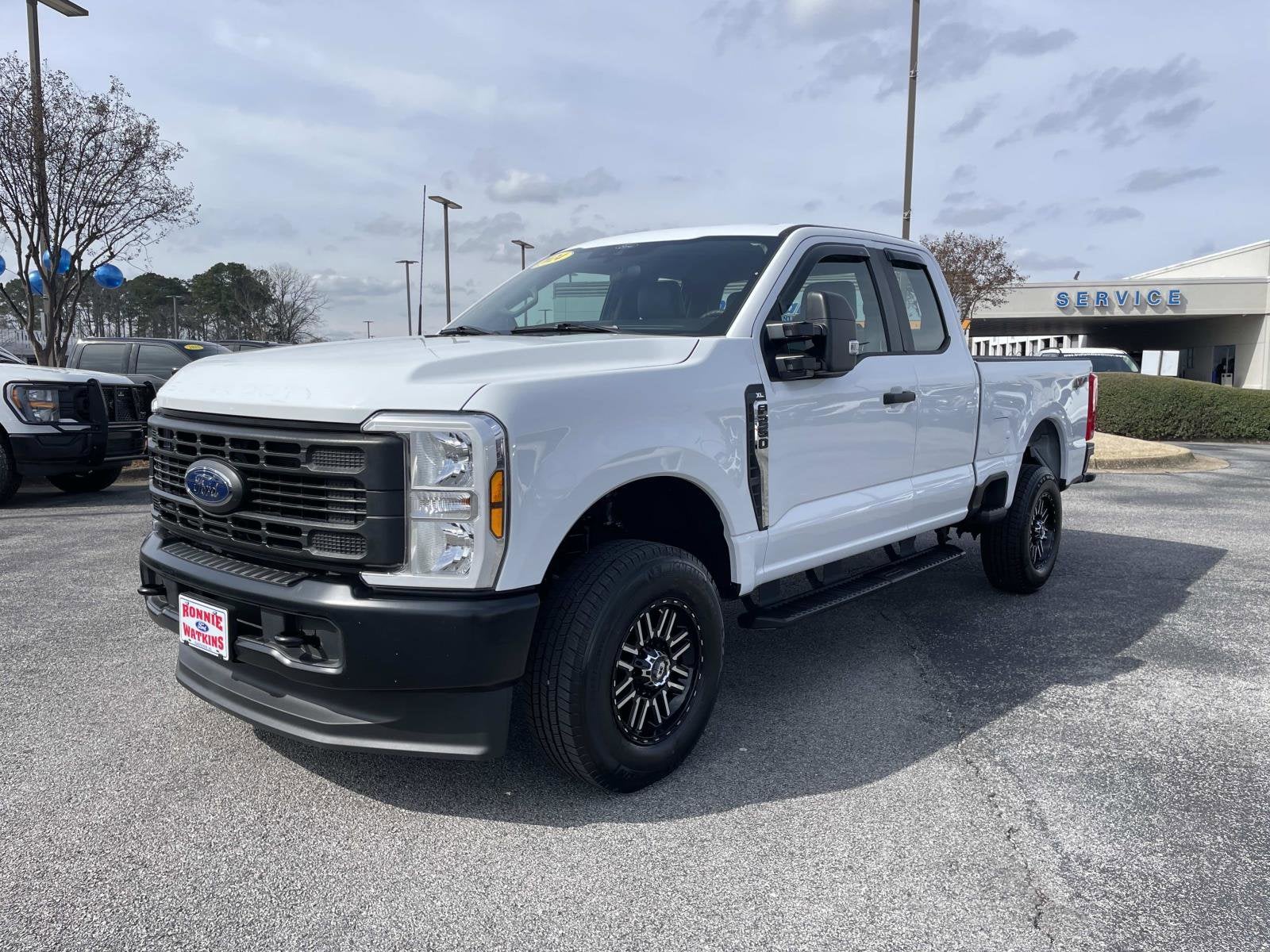 2024 Ford Super Duty F-250 SRW TRUCK