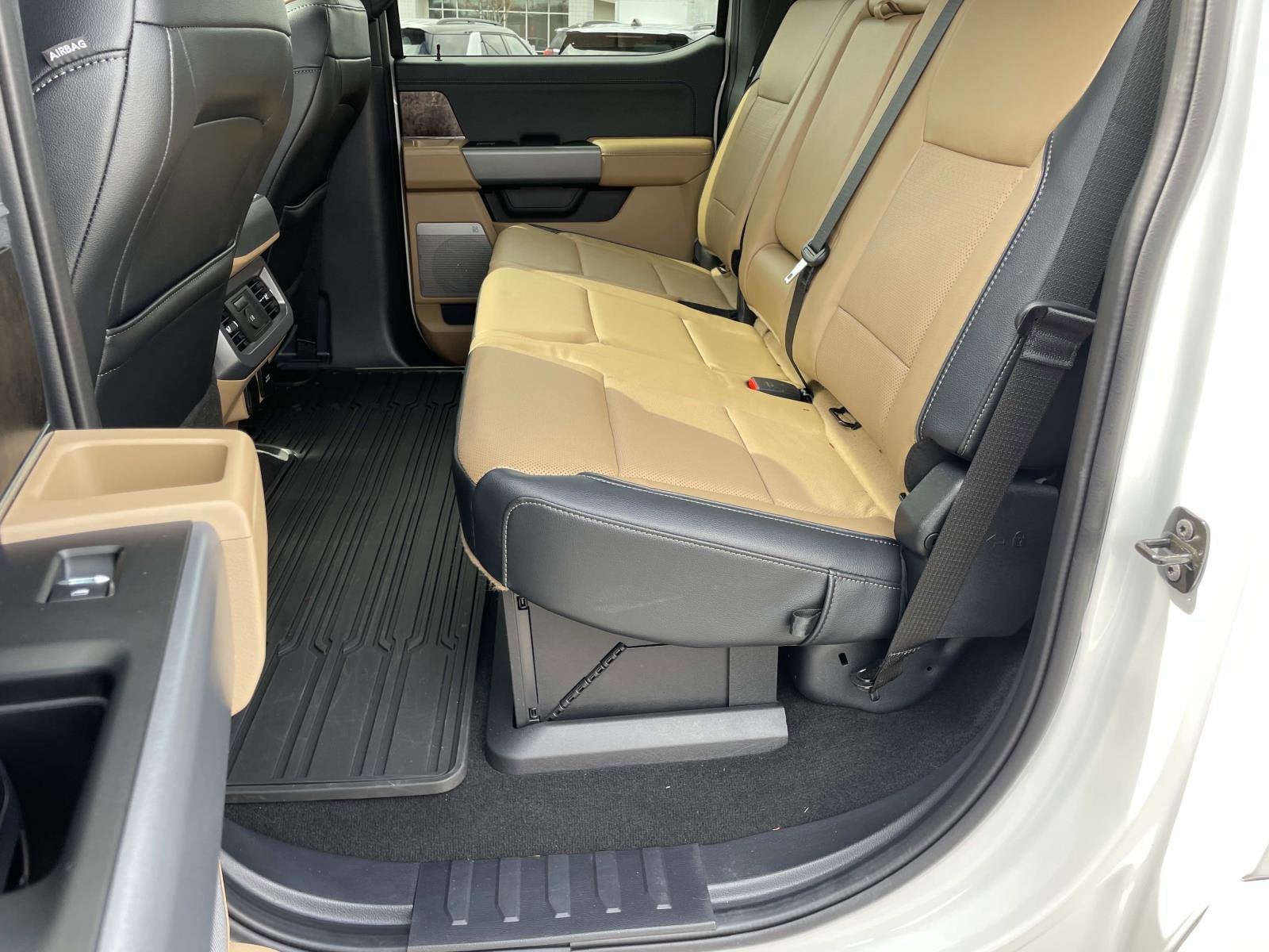 2024 Ford Super Duty F-250 SRW TRUCK