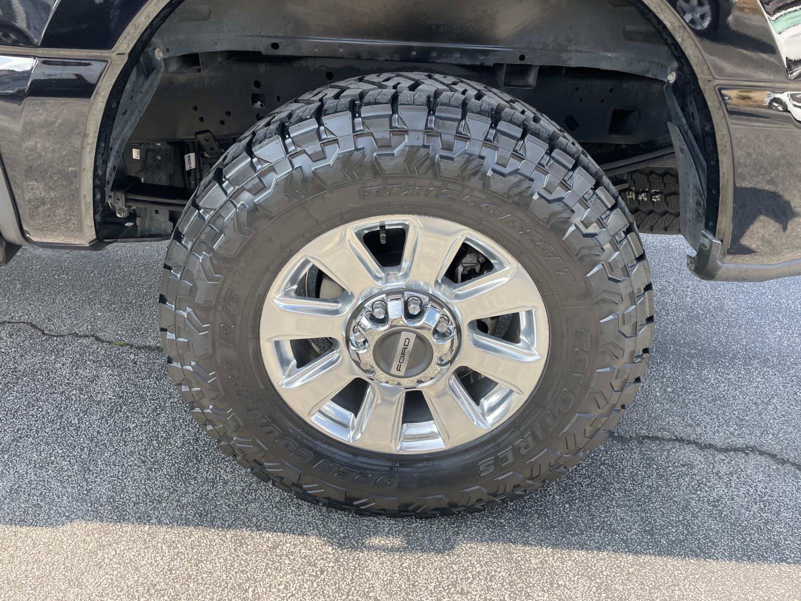 2023 Ford Super Duty F-250 SRW TRUCK