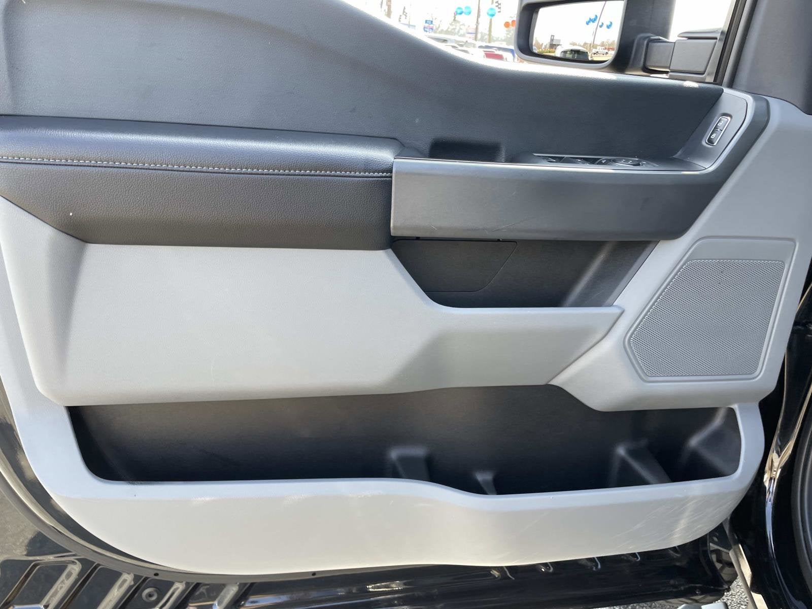 2023 Ford Super Duty F-250 SRW TRUCK