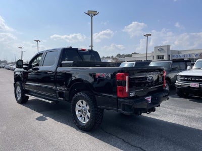 2023 Ford Super Duty F-250 SRW TRUCK