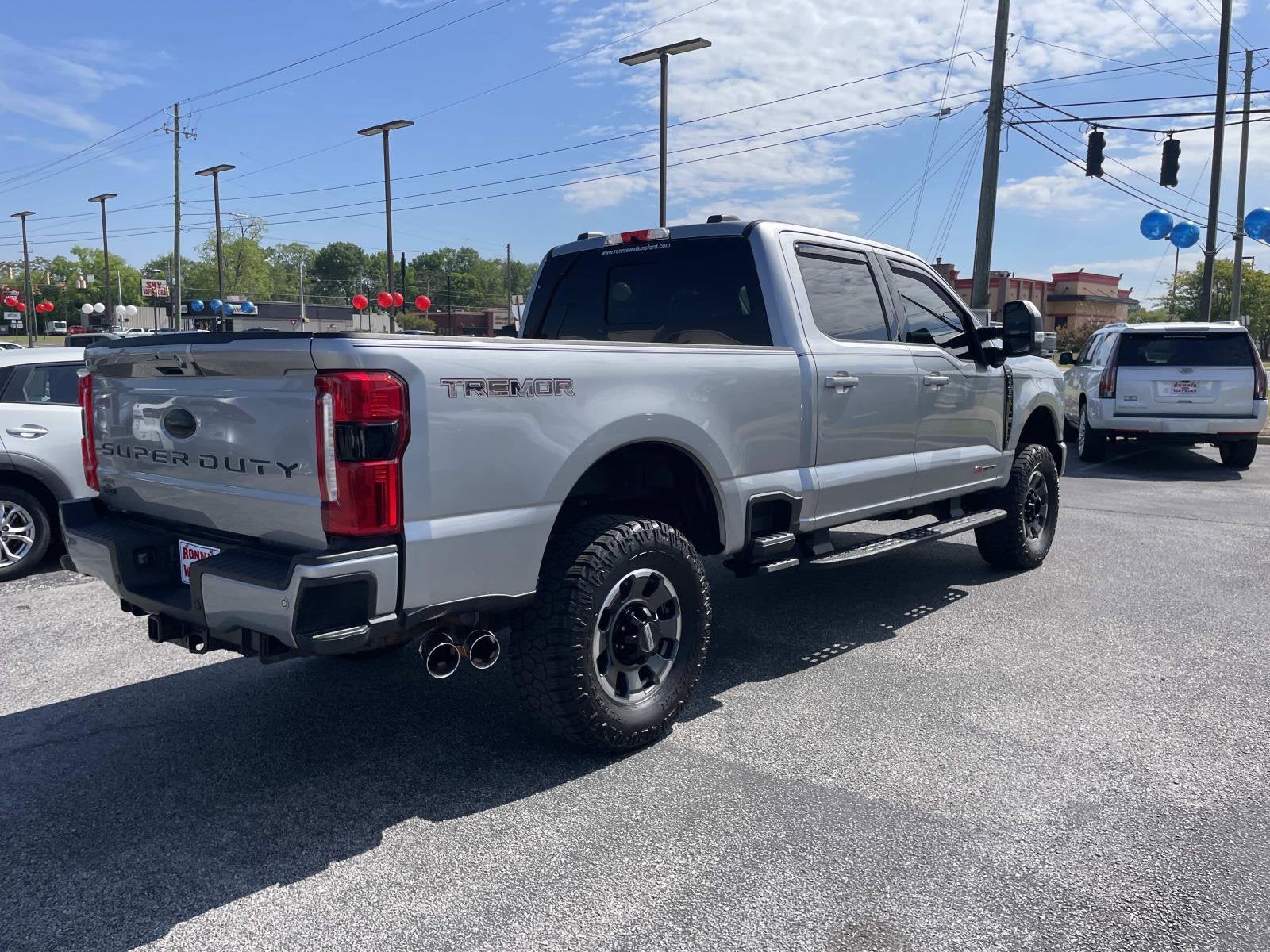 2023 Ford Super Duty F-350 SRW LARIAT 4WD CREW CAB 6.75'