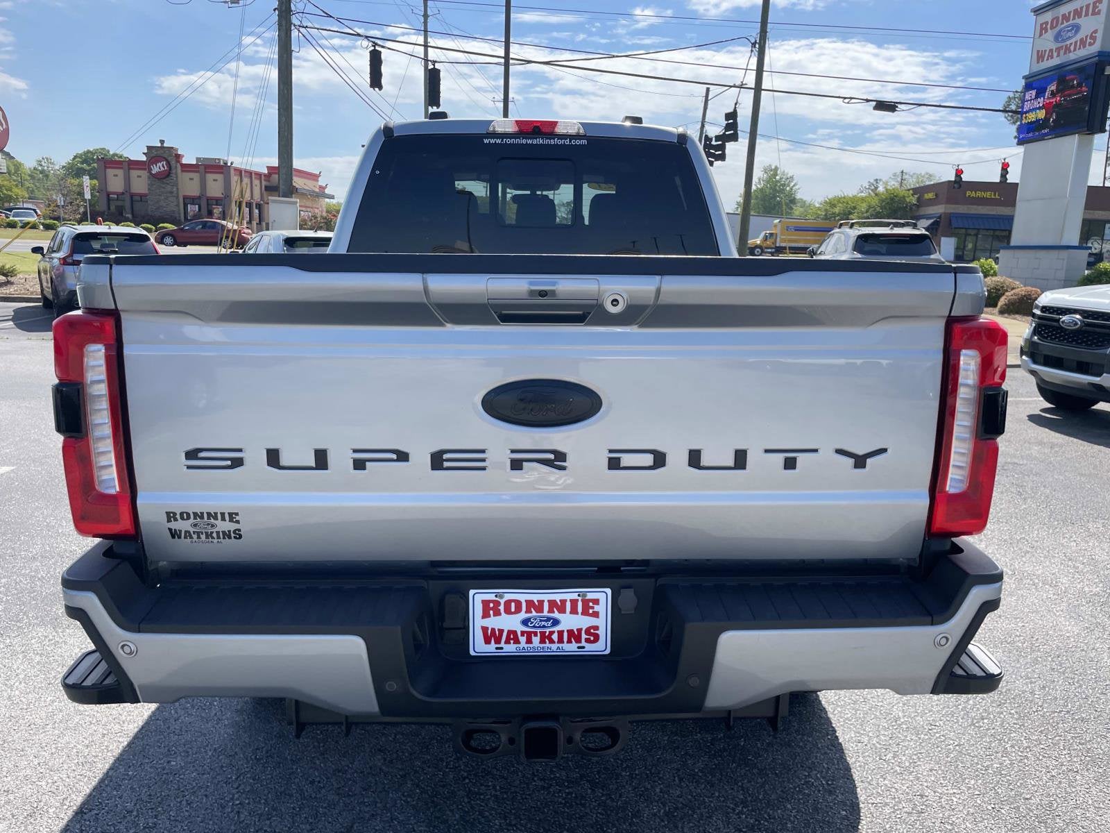 2023 Ford Super Duty F-350 SRW LARIAT 4WD CREW CAB 6.75'