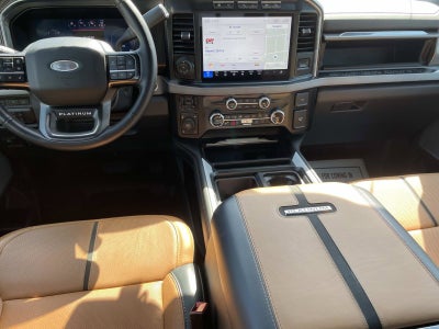2024 Ford Super Duty F-350 SRW TRUCK