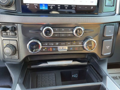 2024 Ford Super Duty F-350 SRW TRUCK