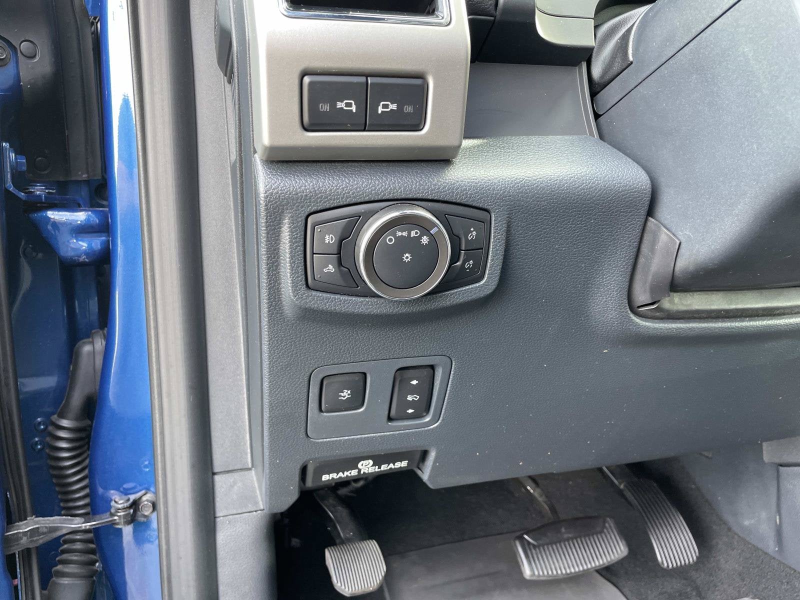 2022 Ford Super Duty F-350 SRW LARIAT 4WD CREW CAB 6.75'