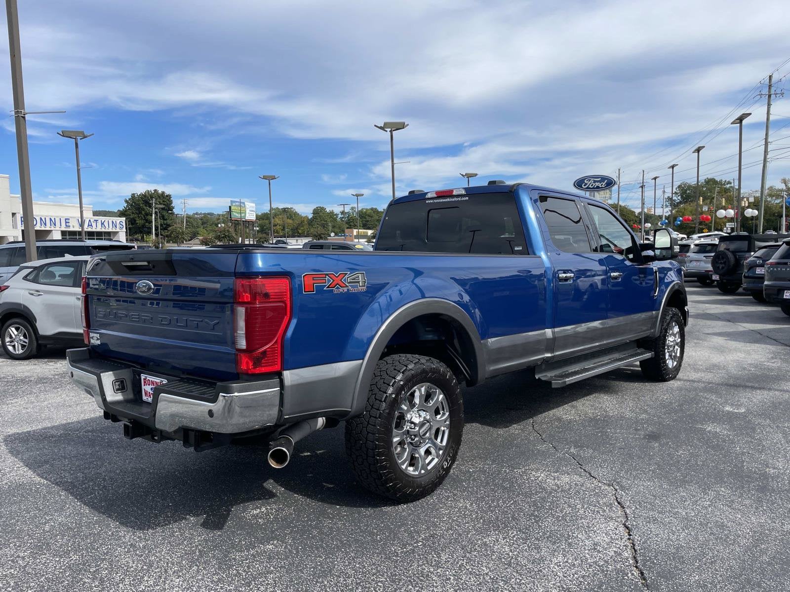 2022 Ford Super Duty F-350 SRW LARIAT 4WD CREW CAB 6.75'