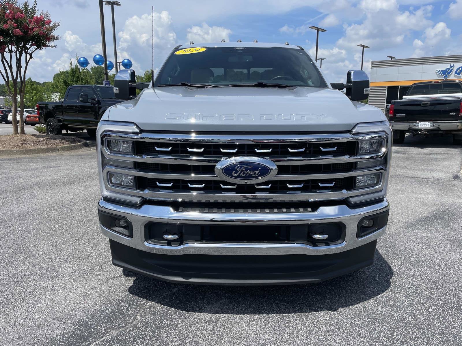 2024 Ford Super Duty F-350 SRW TRUCK