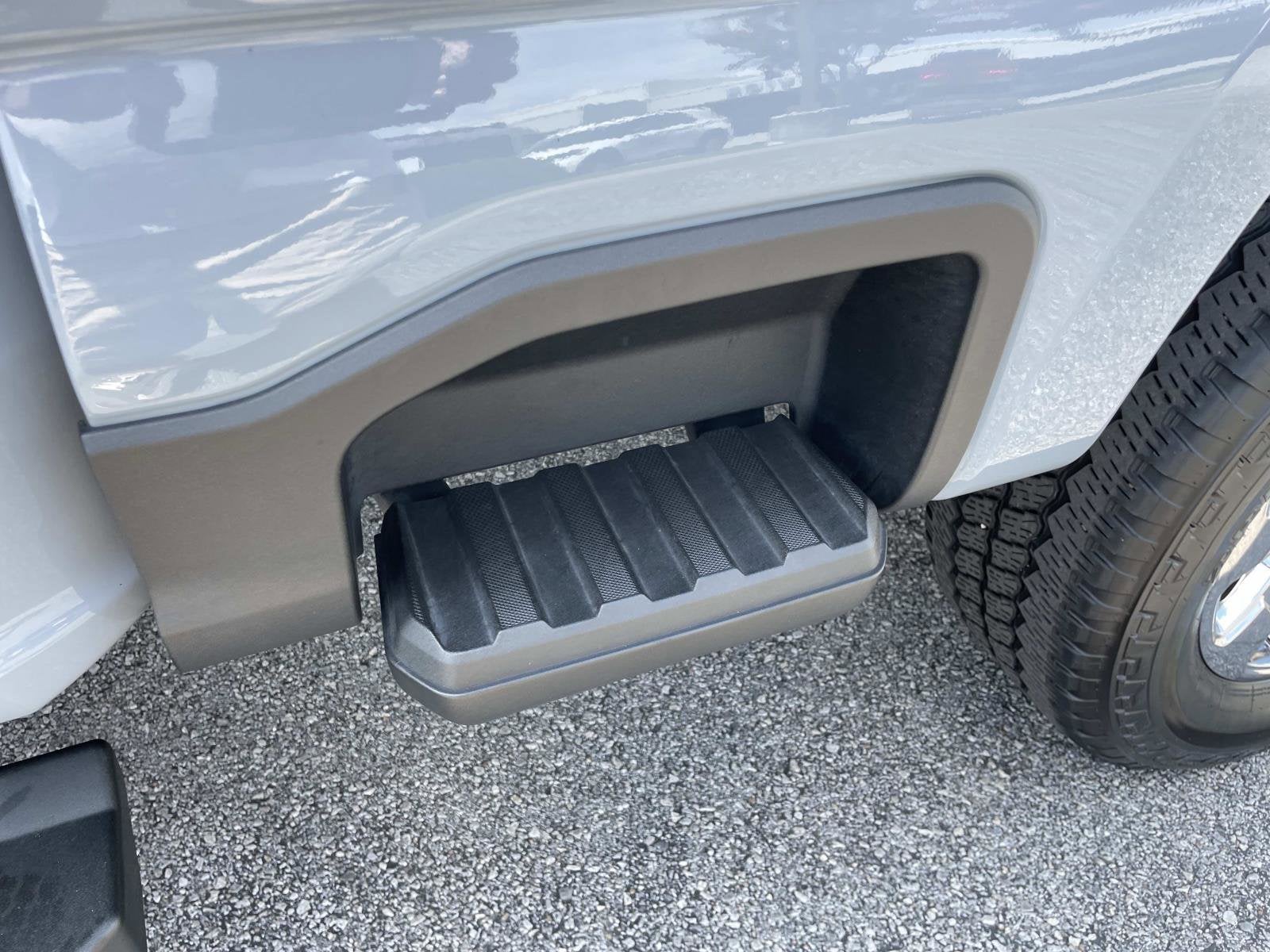 2024 Ford Super Duty F-350 SRW TRUCK