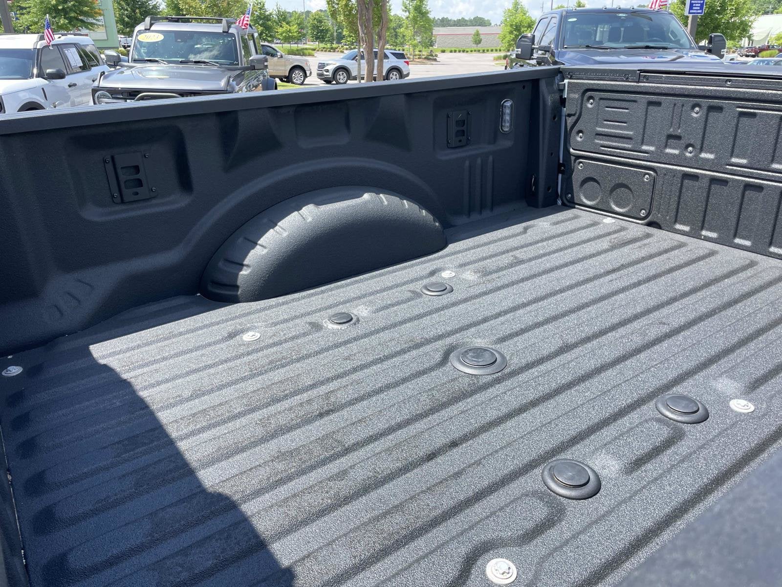 2024 Ford Super Duty F-350 SRW TRUCK