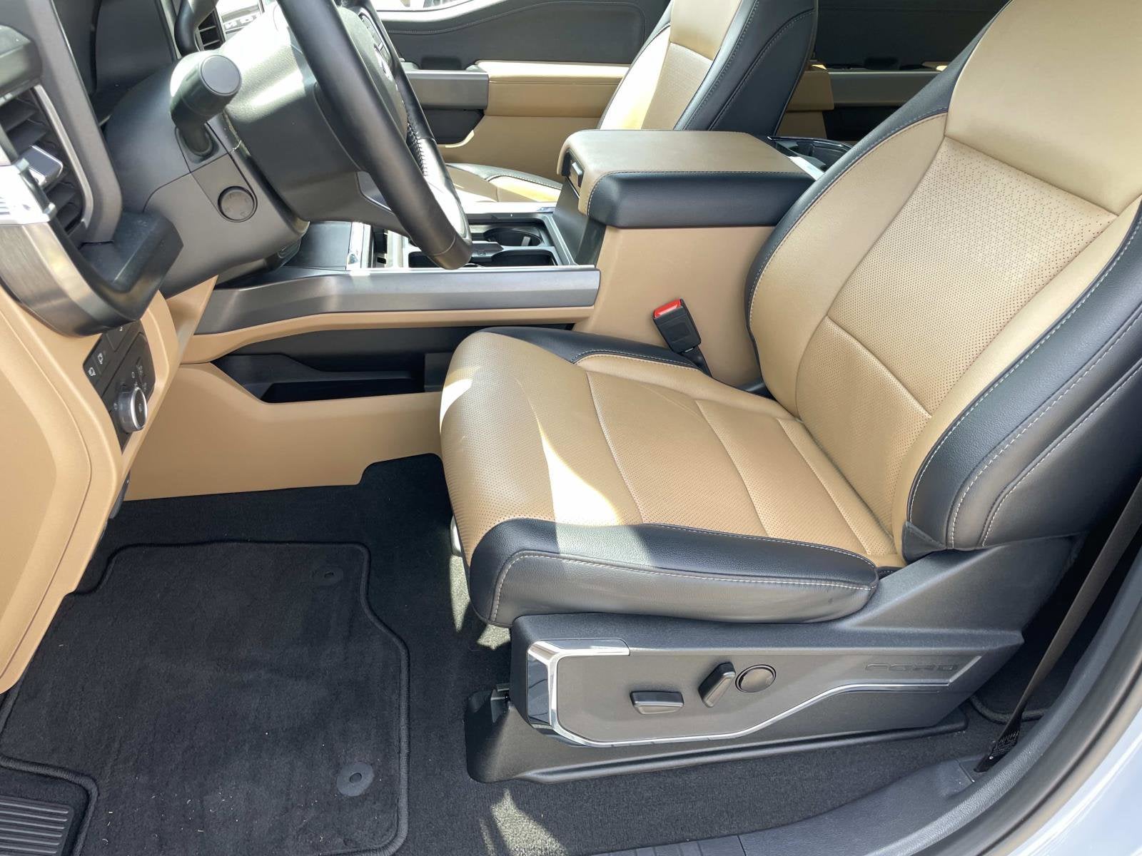 2024 Ford Super Duty F-350 SRW TRUCK