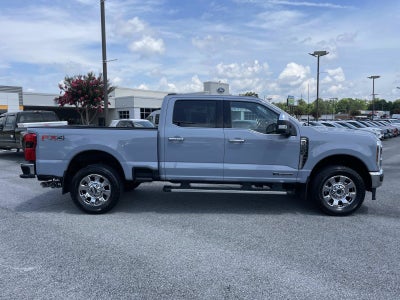 2024 Ford Super Duty F-350 SRW TRUCK