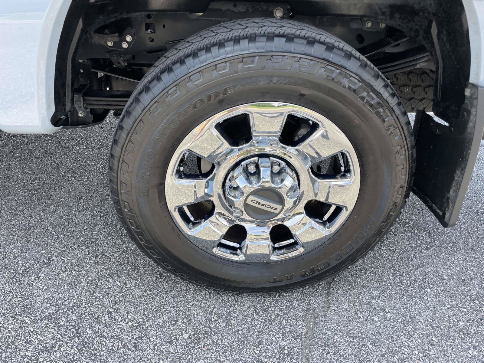 2024 Ford Super Duty F-350 SRW TRUCK