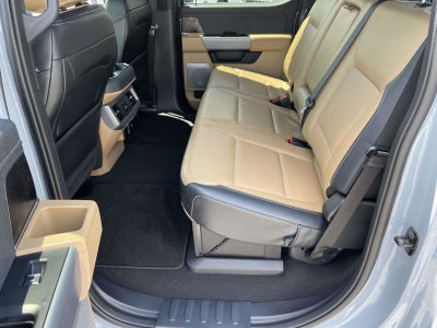 2024 Ford Super Duty F-350 SRW TRUCK