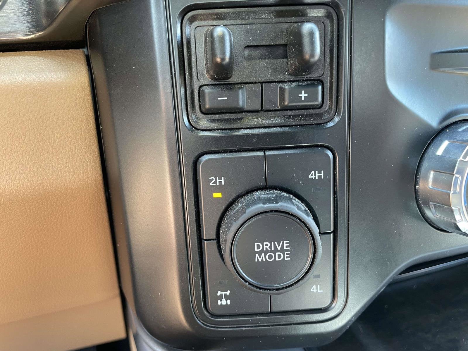 2024 Ford Super Duty F-350 SRW TRUCK