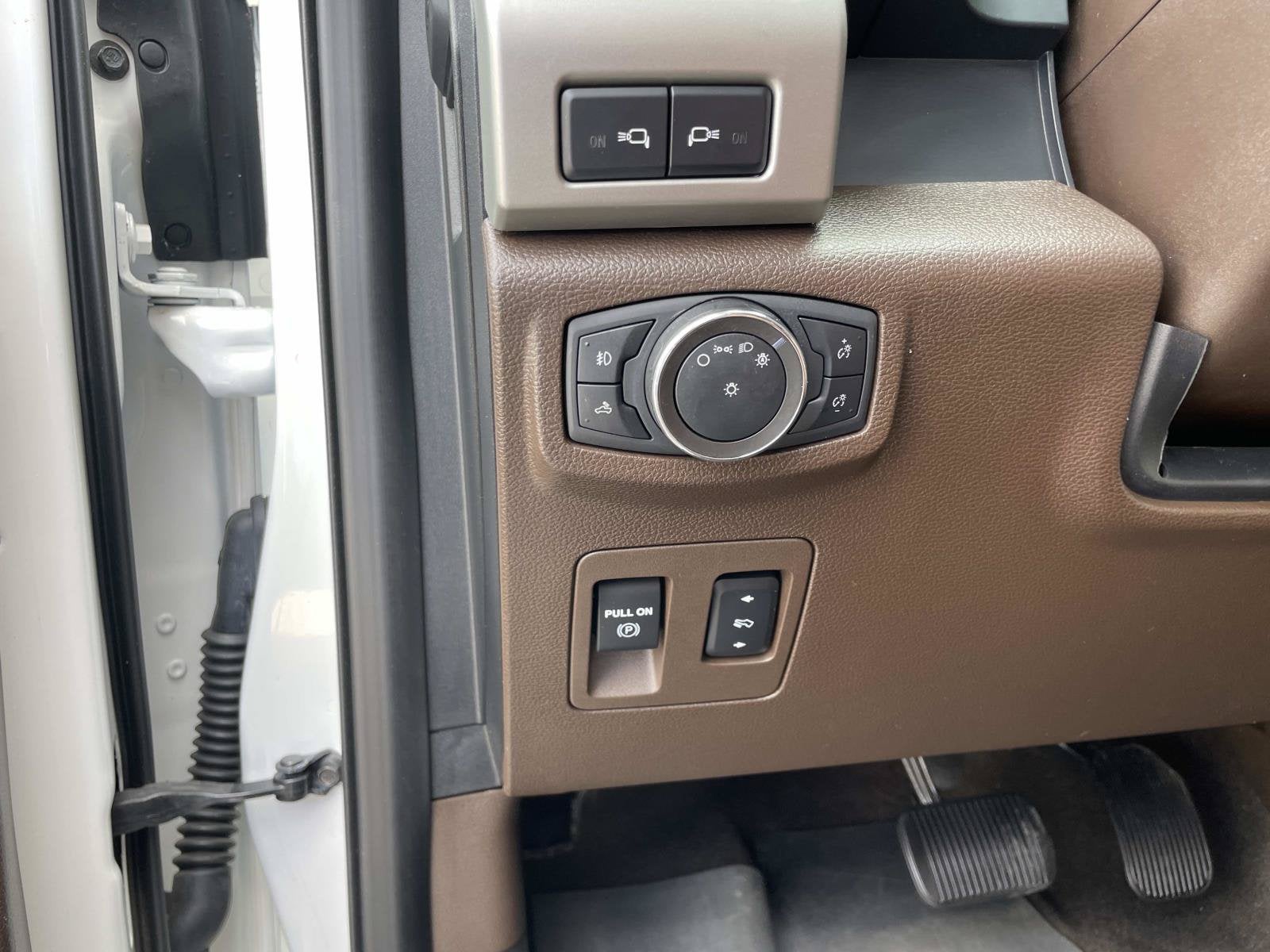 2020 Ford F-150 TRUCK