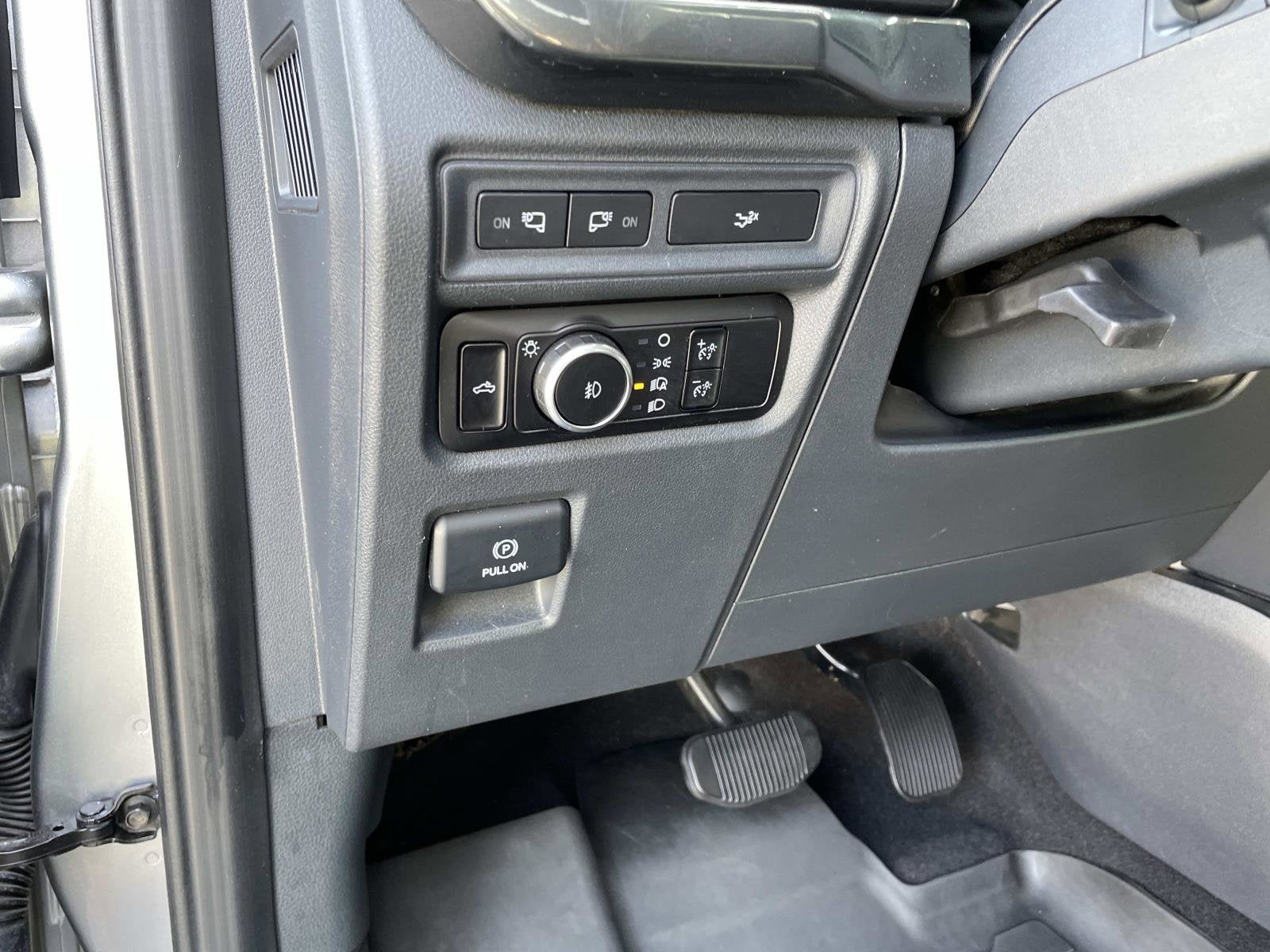 2023 Ford F-150 XLT 4WD SUPERCREW 5.5' BO