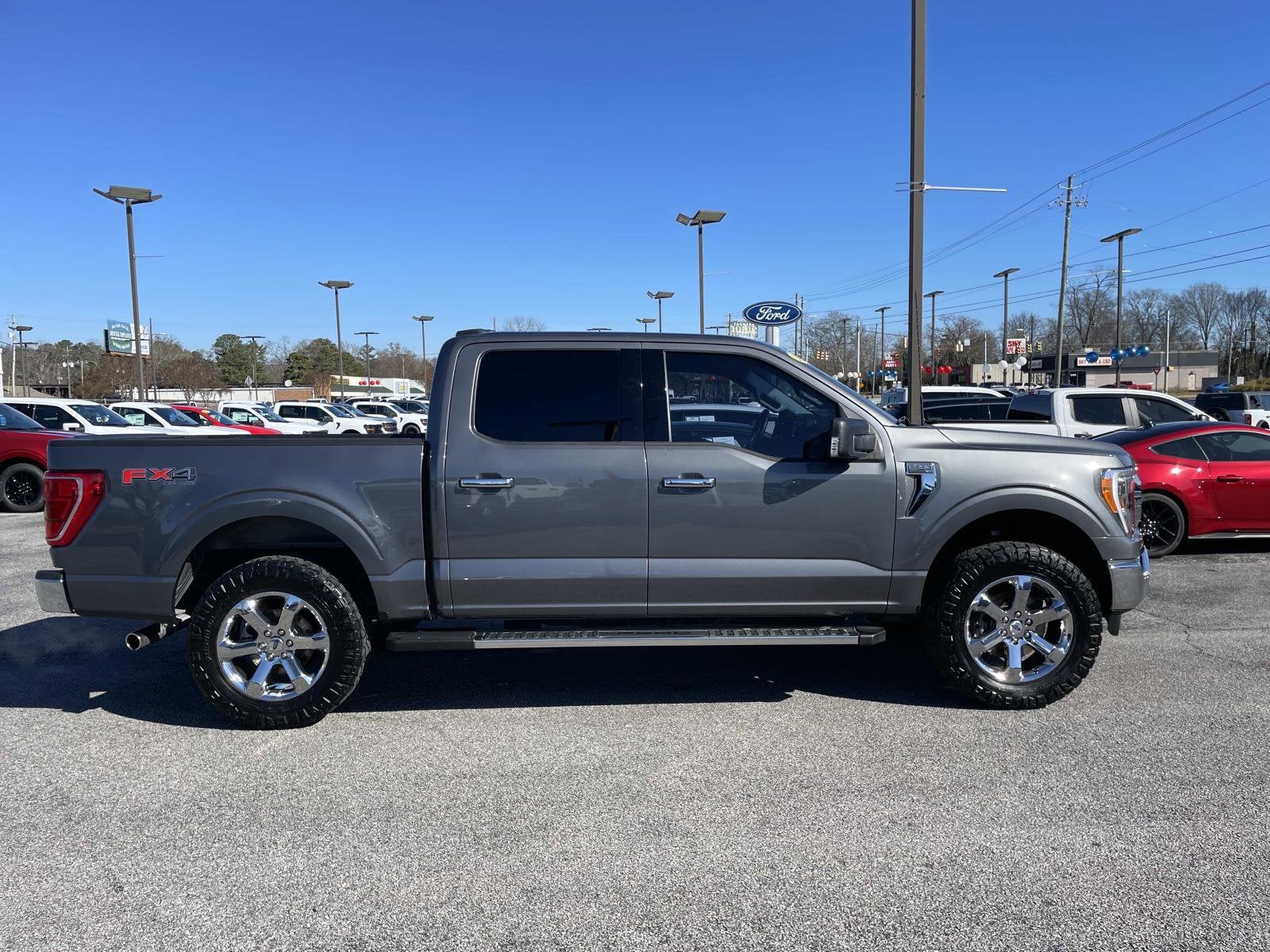 2023 Ford F-150 XLT 4WD SUPERCREW 5.5' BO