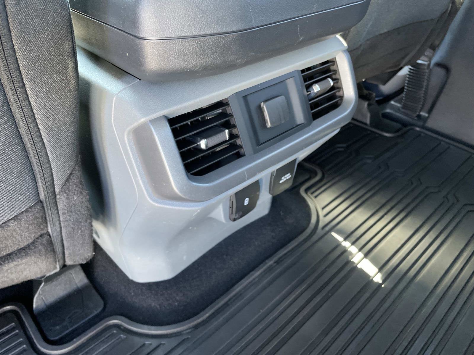 2023 Ford F-150 XLT 4WD SUPERCREW 5.5' BO