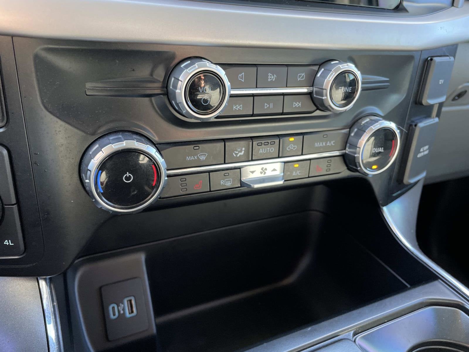 2023 Ford F-150 XLT 4WD SUPERCREW 5.5' BO