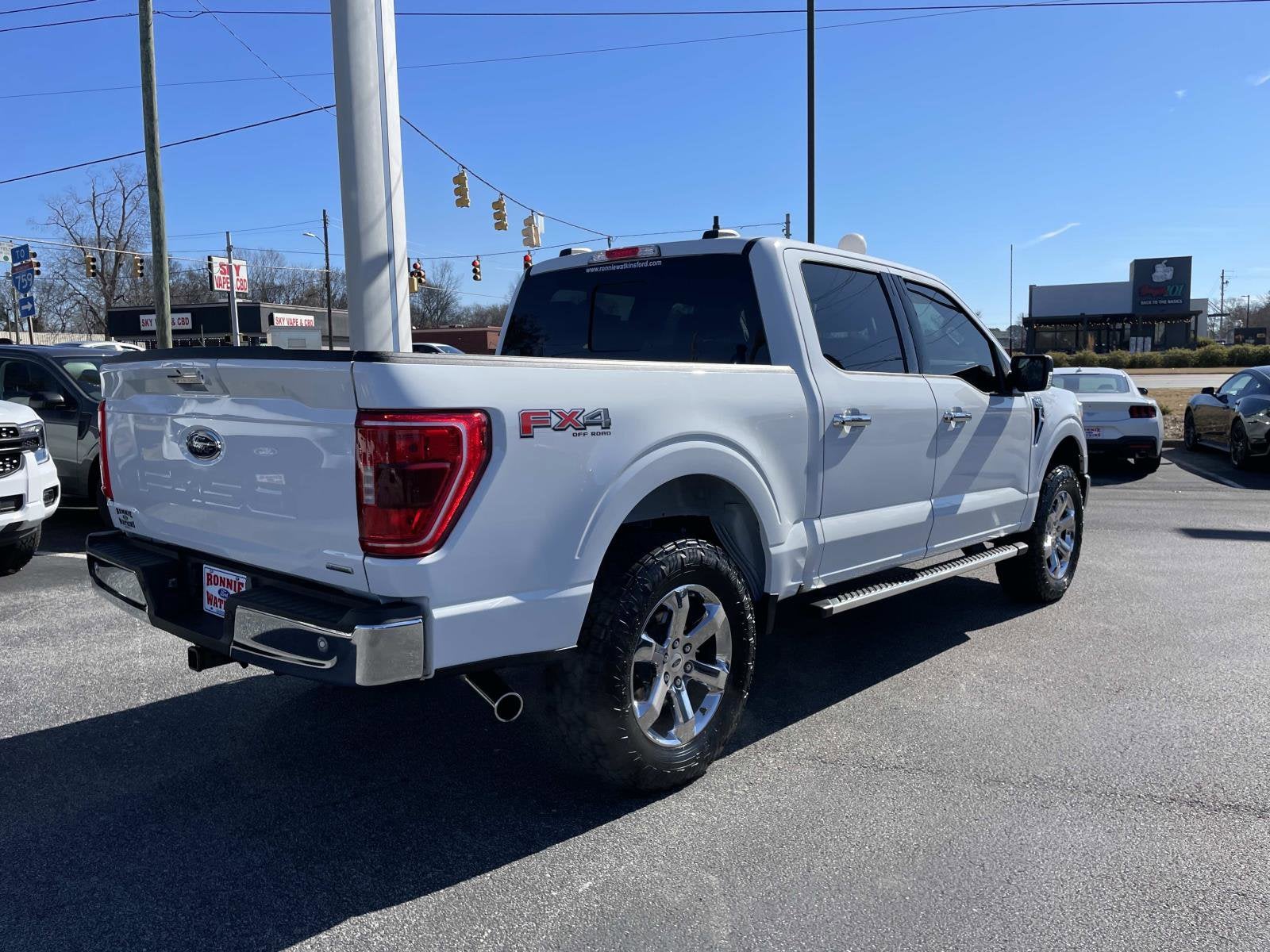 2023 Ford F-150 XLT 4WD SUPERCREW 5.5' BO