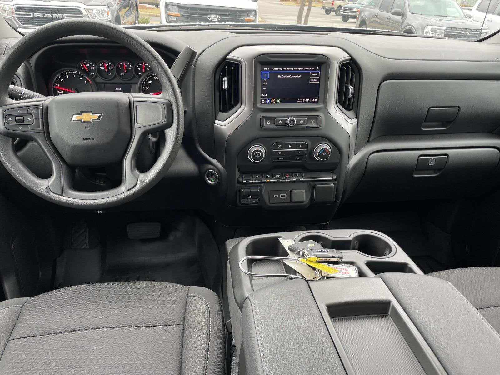 2024 Chevrolet Silverado 1500 Custom