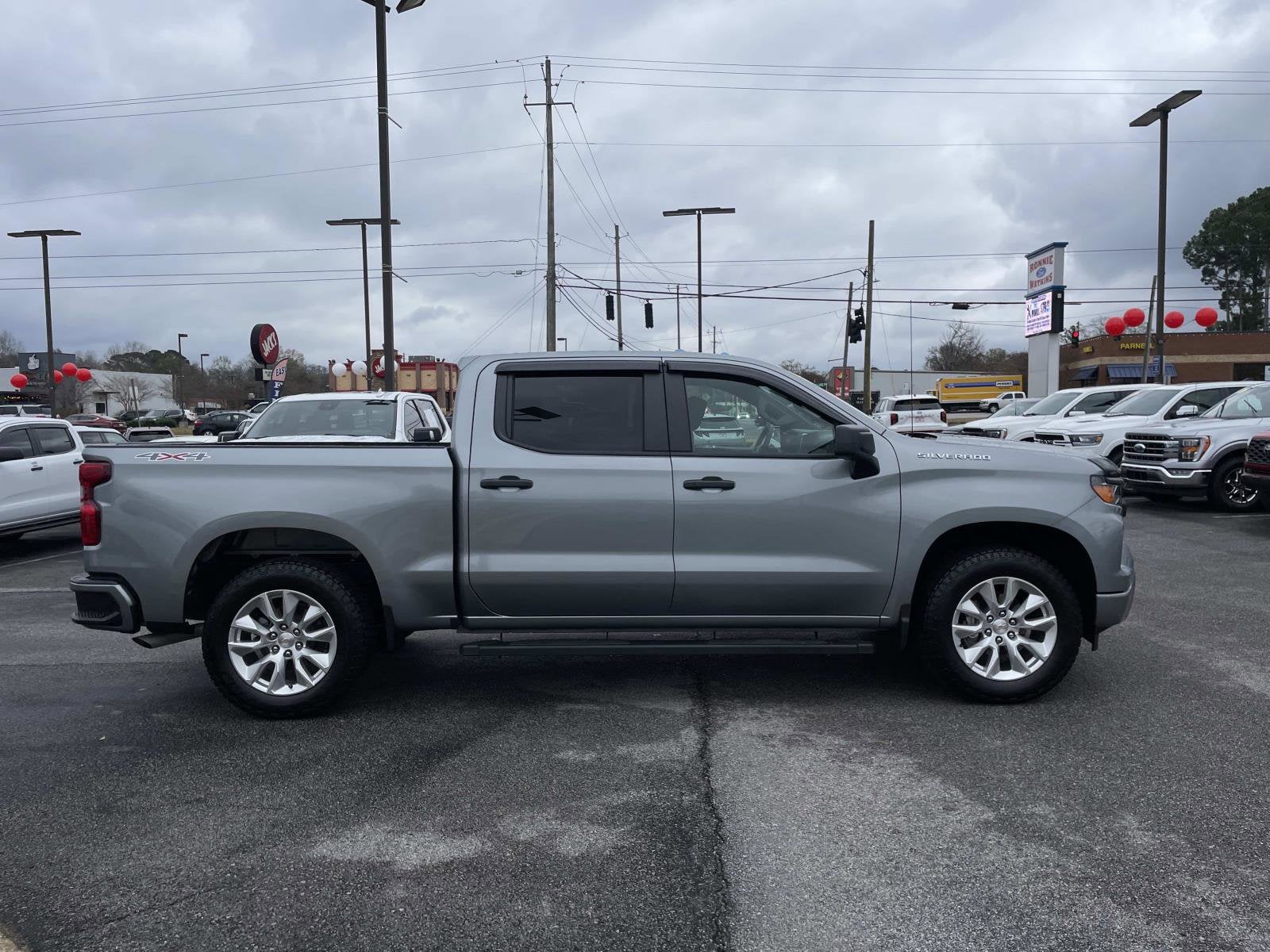 2024 Chevrolet Silverado 1500 Custom