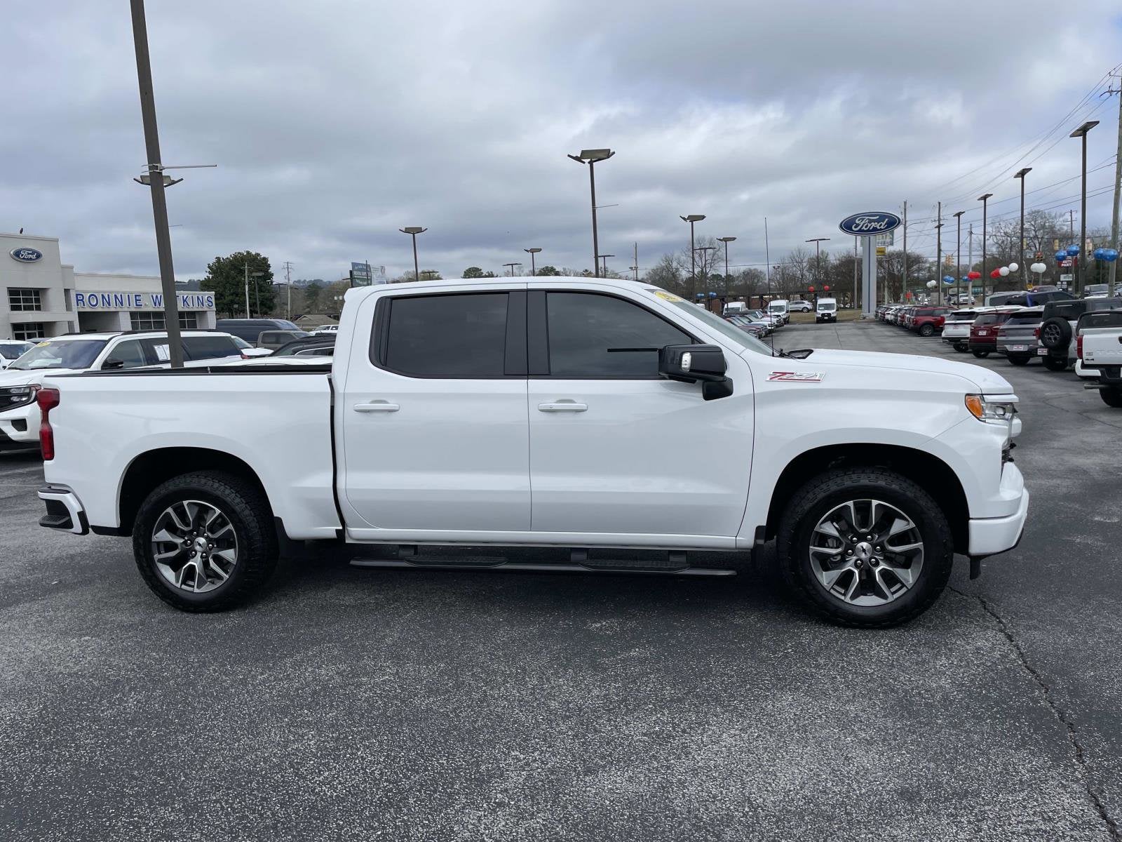 2025 Chevrolet Silverado 1500 RST