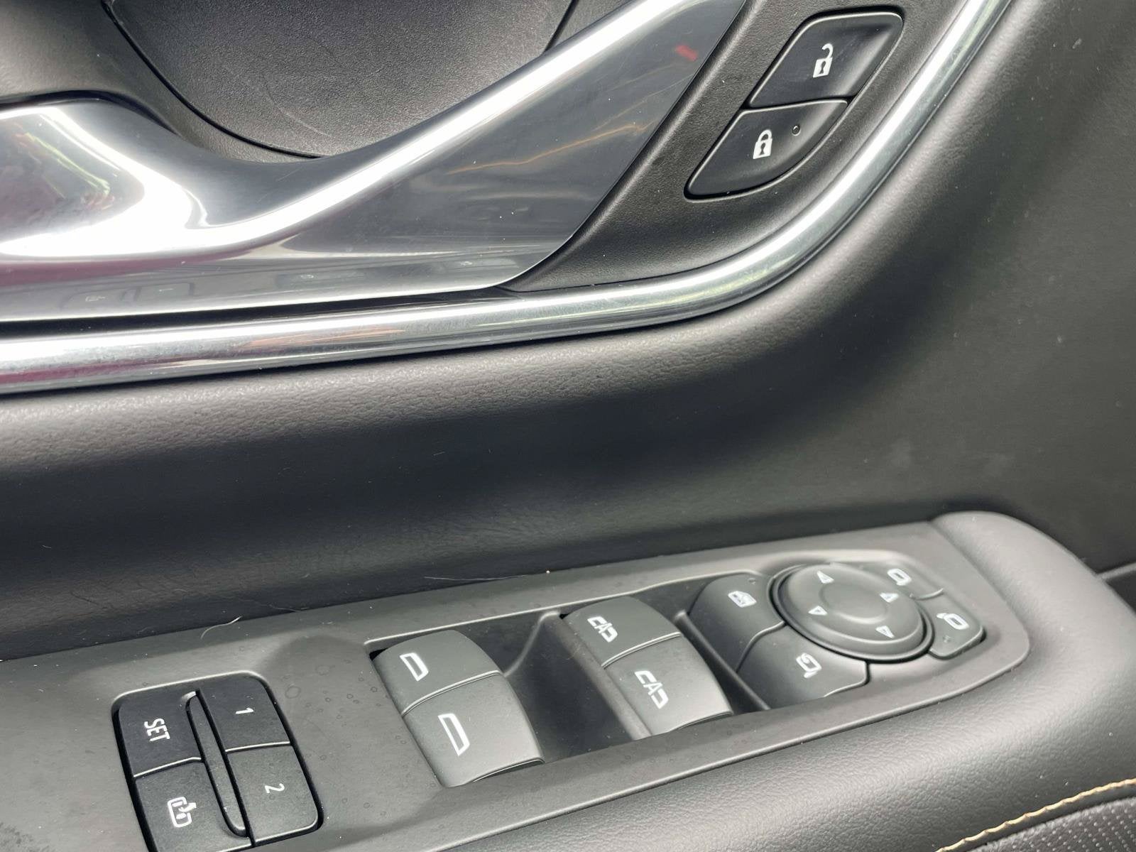2023 GMC Yukon AT4