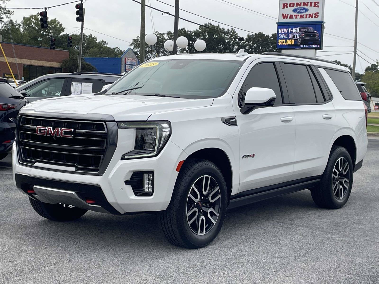 2023 GMC Yukon AT4