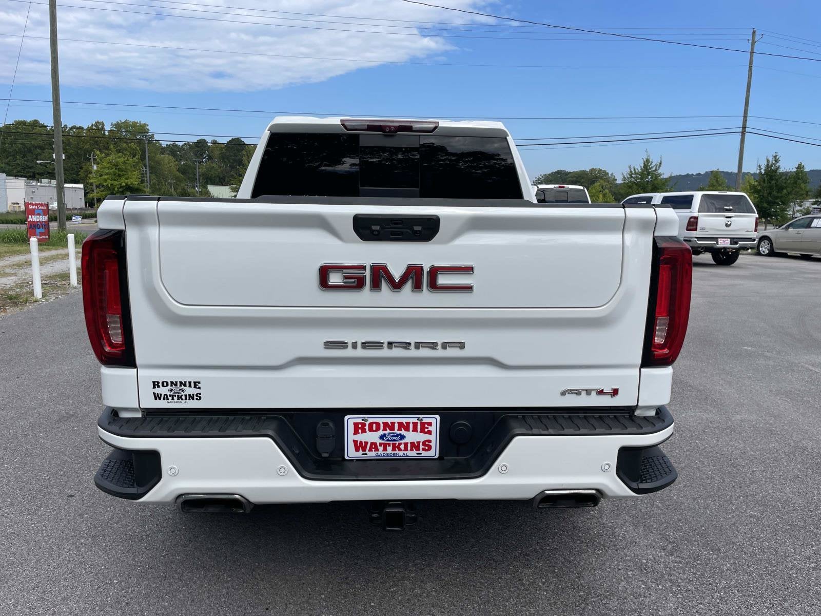 2023 GMC Sierra 1500 AT4