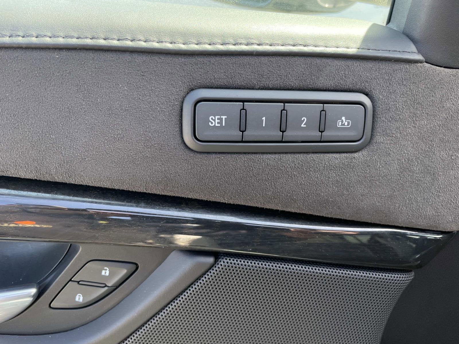 2018 Cadillac Escalade Platinum